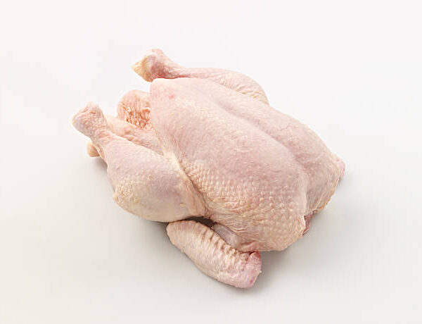 فراخ كاملة 1100-1200جم / Chicken Whole (1100/1200 Kg)