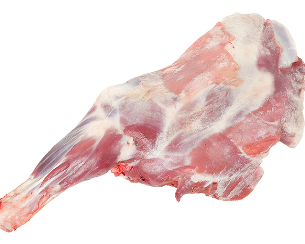 كتف بتلو بالعظم  / Veal Shoulder With Bone